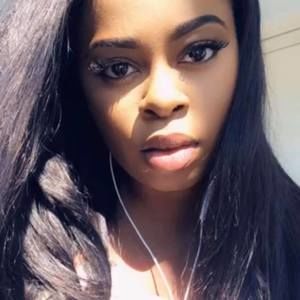 Meet your Posher, Tiffany